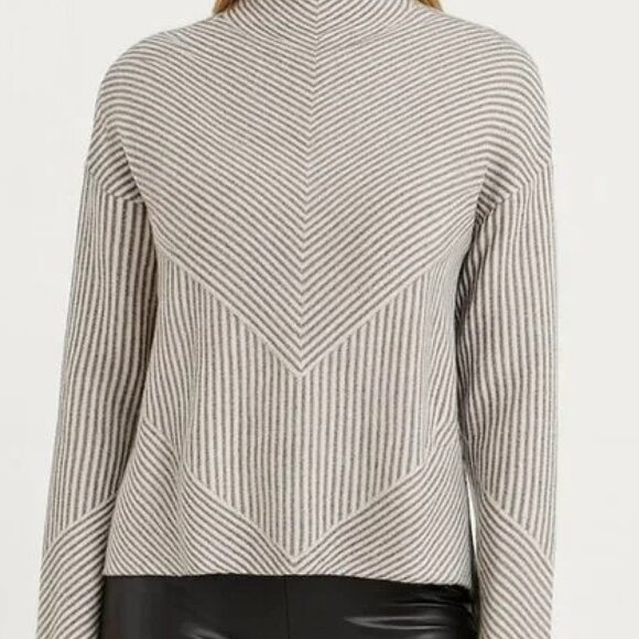 (Bundle) 7 Long Sleeve Top/Sweater (Sizes Small and Medium) - Picture 1 of 8